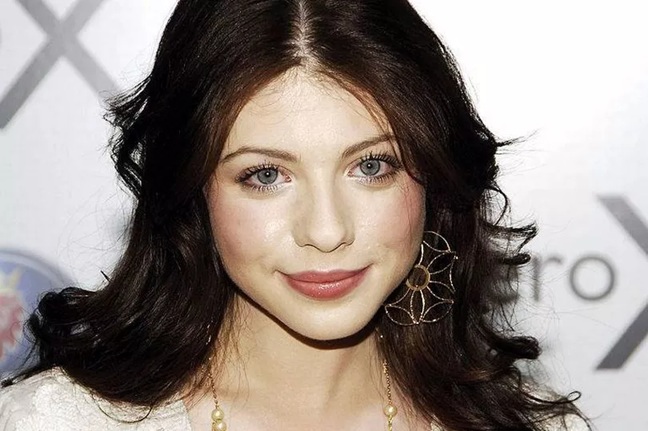 Michelle Trachtenberg's friend Amanda De Cadenet has shared details of