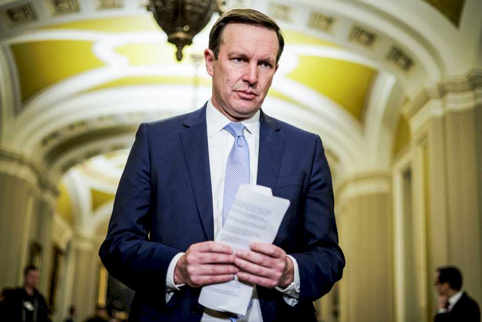 Sen. Chris Murphy says he still has confidence in Minority