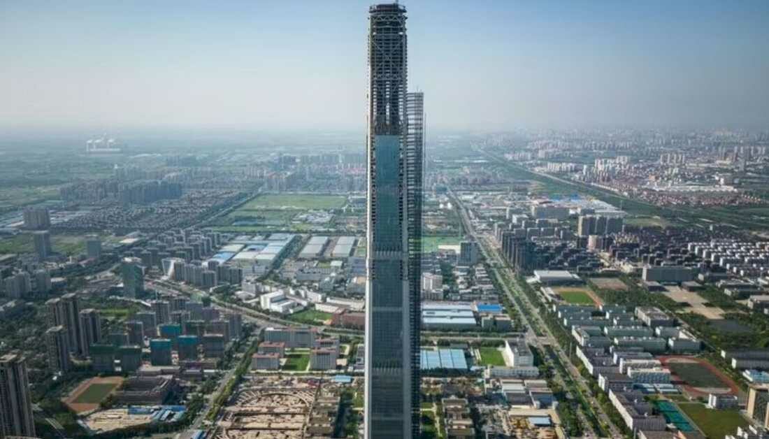 A massive 597-foot-tall skyscraper was once meant to be a