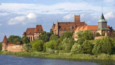 British tourists are increasingly flocking to Poland for its low-cost