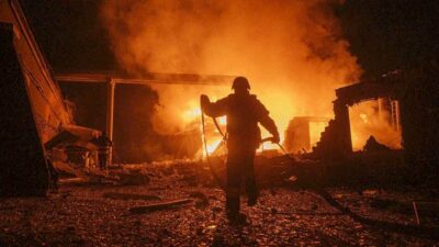 Ukrainian President Volodymyr Zelensky has challenged Donald Trump to turn