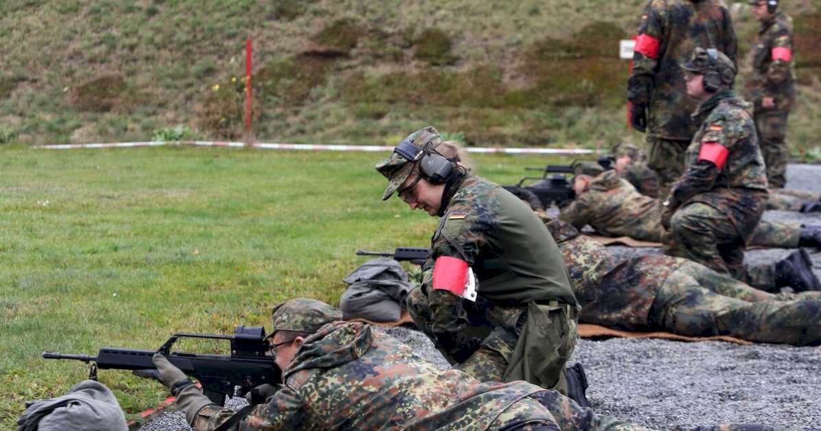 germany-mulls-conscription-return-amid-russia’s-growing-threats-as-fears-of-ww3-grow