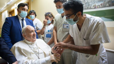 Pope Francis, who has been battling pneumonia for two weeks,