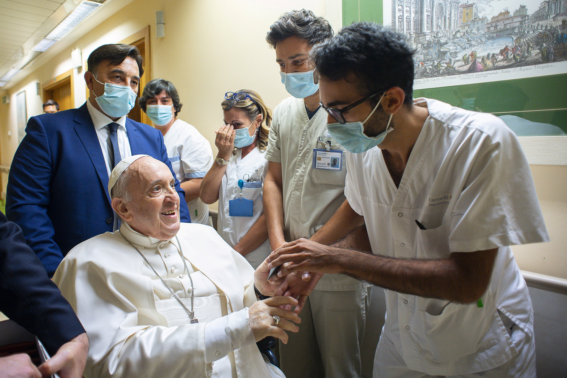 Pope Francis, who has been battling pneumonia for two weeks,